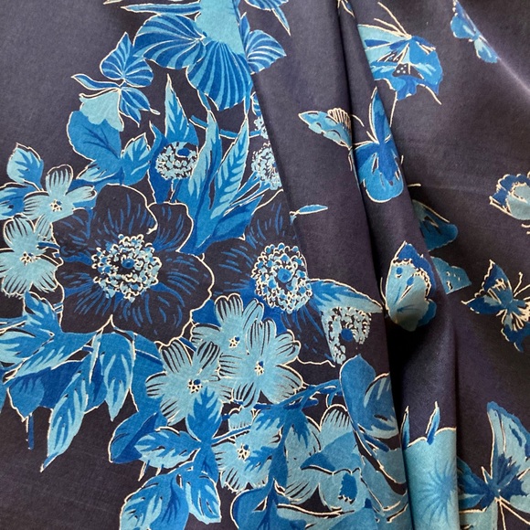 Butterfly Thai silk scarf - Picture 4 of 10